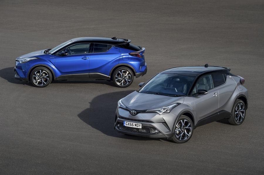  Toyota C-HR Hybrid 2016 года  (UK) (фото 6 из 6)
